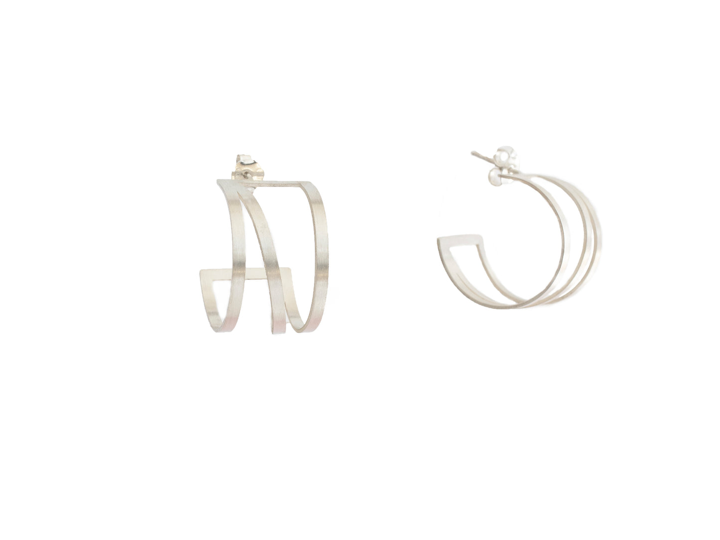 Lightweight geometric hoop earrings